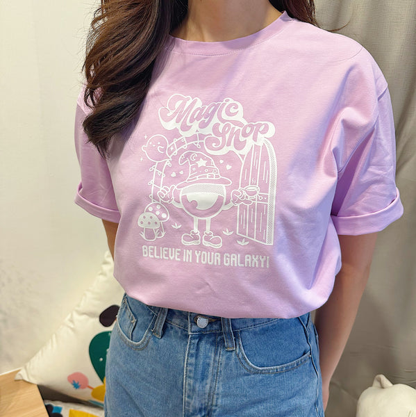 "MAGIC SHOP" Cropped Tee (Loose Fit)