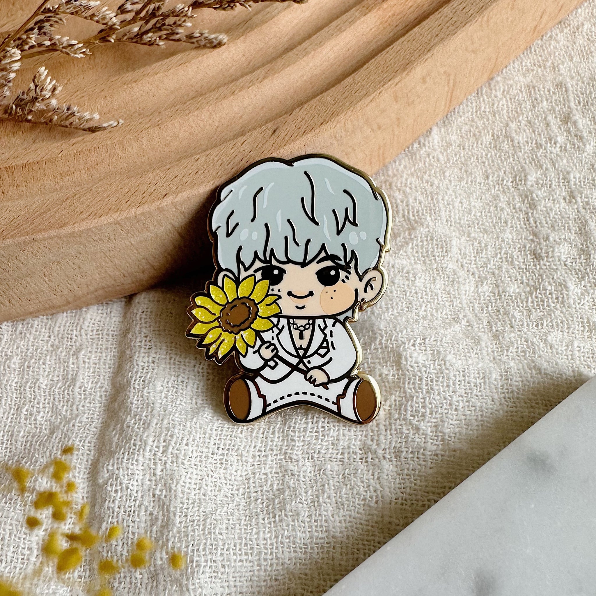 SUNFLOWER JOON Enamel Pin