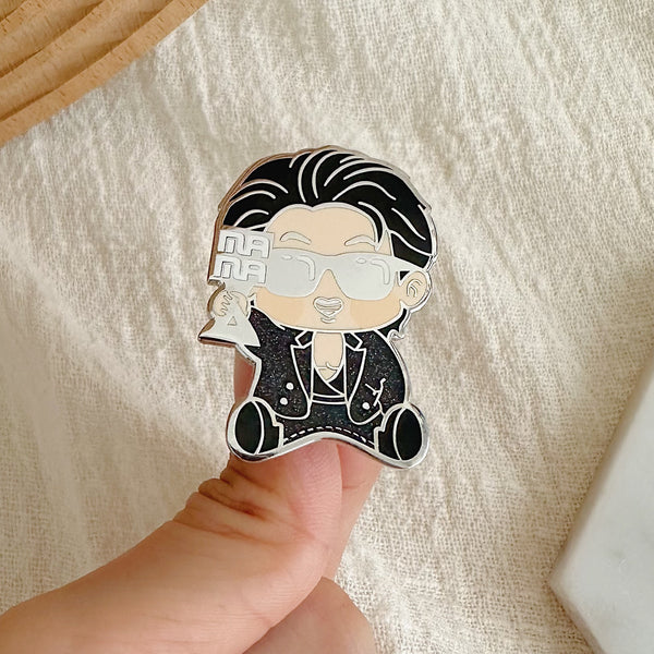 MAMA'22 HOBI Enamel Pin